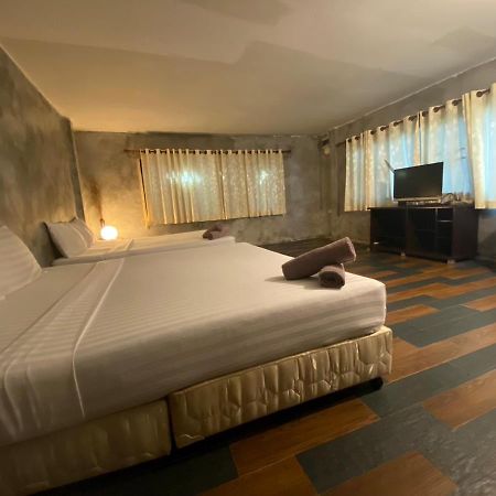 Crescent Bay Resort Koh Samet Ngoại thất bức ảnh